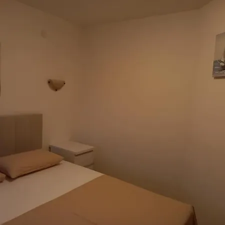 Belvedere - A2 * Nečujam